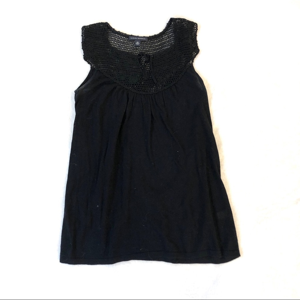 Banana Republic Black, 100% Cotton, Crochet Sleeveless Tank Top size X-Small